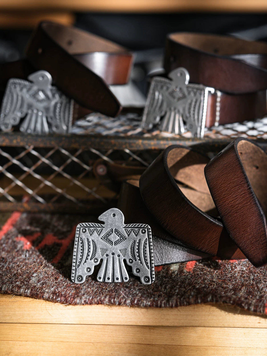 ウエスタン コンチョ レザーベルト サンダーバード バックル ダークブラウン カウハイド