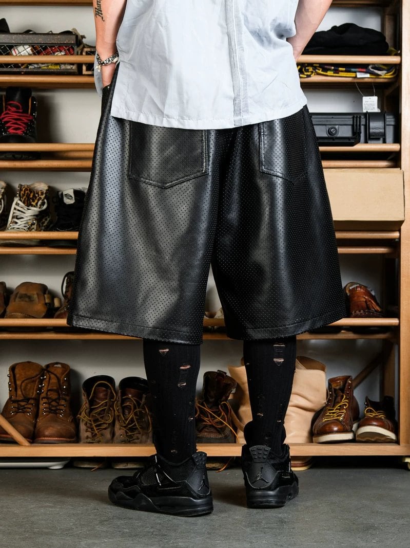 レザーショートパンツ パンチング ワイド 黒 シープスキン